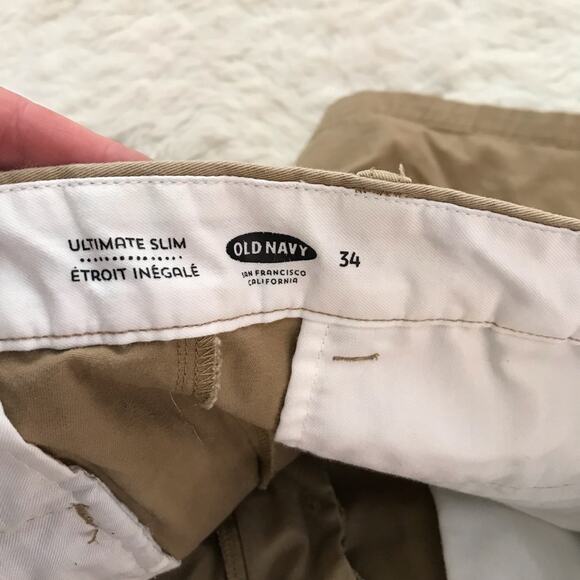Old Navy ultimate slim size 34 waist short tan - Picture 6 of 7